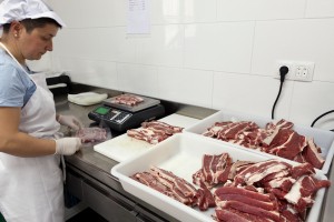 Basabe Baserria - Venta directa de carne con Eusko Label - Despiece y envasado